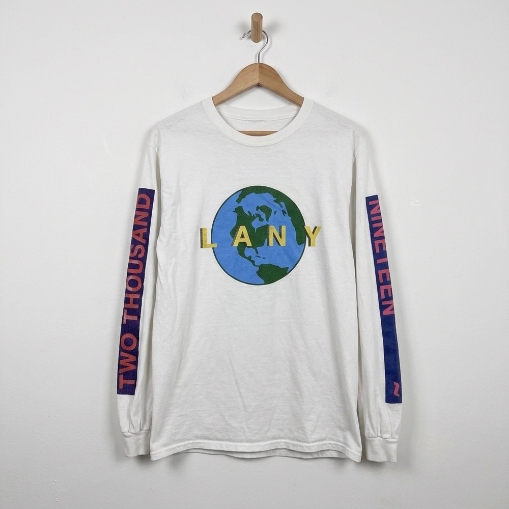 LANY 2019 World Tour Long Sleeve Graphic T-Shirt White‎ Small Mens Womens